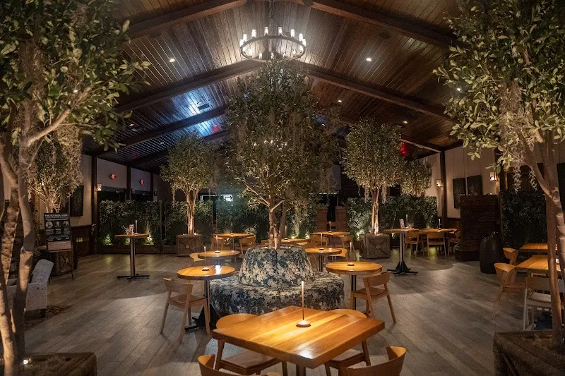 Black Prong Whiskey Bar & Grill