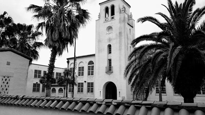 Leesburg High School Auditorium